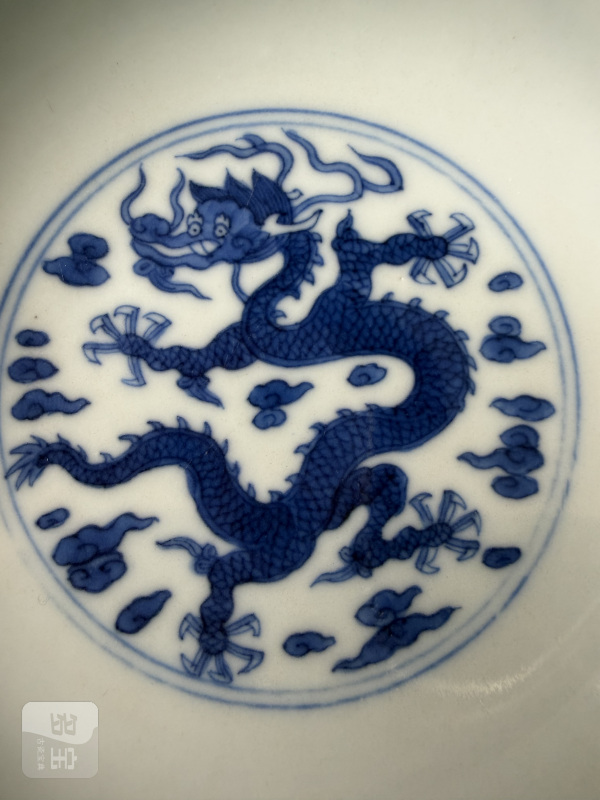清乾隆 青花云龙纹盘 - 图6